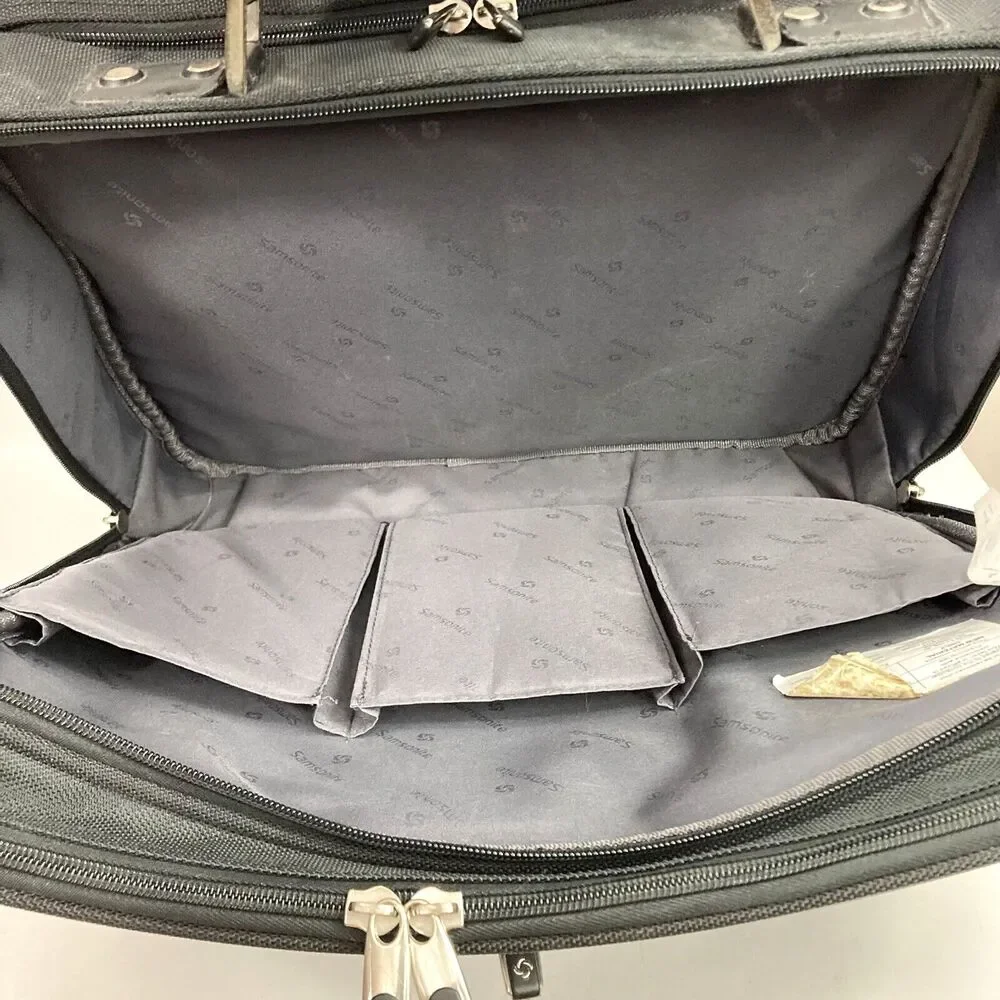 Samsonite Rolling Carry On-Black-2 Wheel-Extended Handle+Carry Han-Clothes Strap